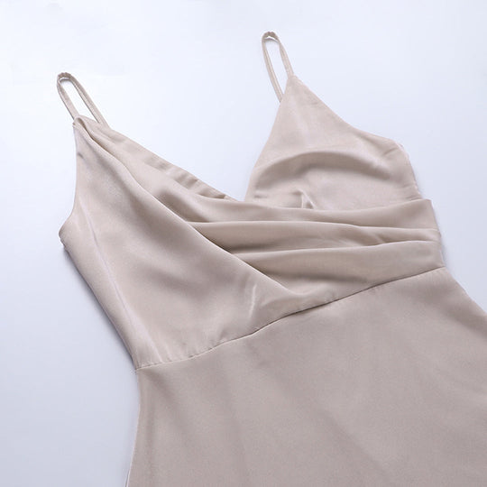 Vrouwelijke Midi Zomerjurk Dames in Lichtgewicht Stof met V-Hals