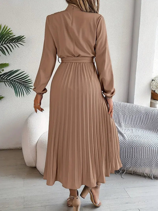 Chiffon Midi Zomerjurk Dames met Hoge Hals en Geplooide Rok - Elegante Pasvorm - ZovaFashion - Midi Jurken
