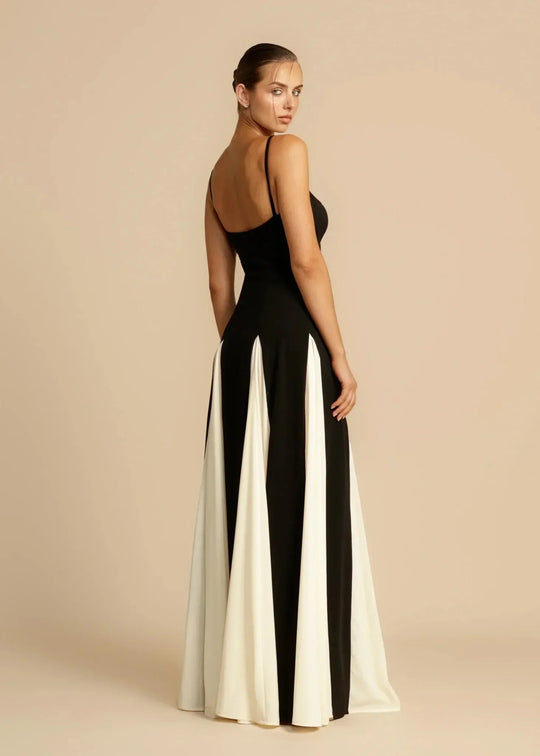 Elegante Maxi Zomerjurk Dames van Lichtgewicht Stof met Sweetheart Halslijn en Spaghetti Bandjes - ZovaFashion - Maxi Jurk