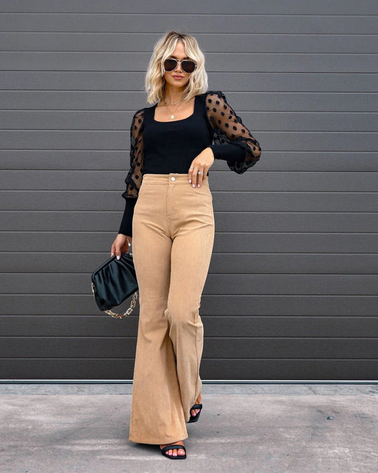 Flared Broek Dames van Duurzaam Stretchmateriaal met Curved Fit en Retro Flare - ZovaFashion - Lange Broek Dames