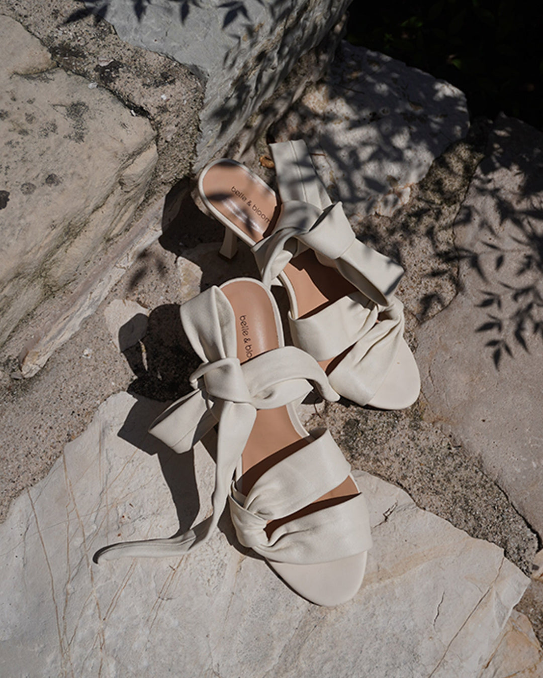 Leren Sandalen Dames met Twisted Straps en Stiletto Hak - Zova - Fashion - Sandalen Dames