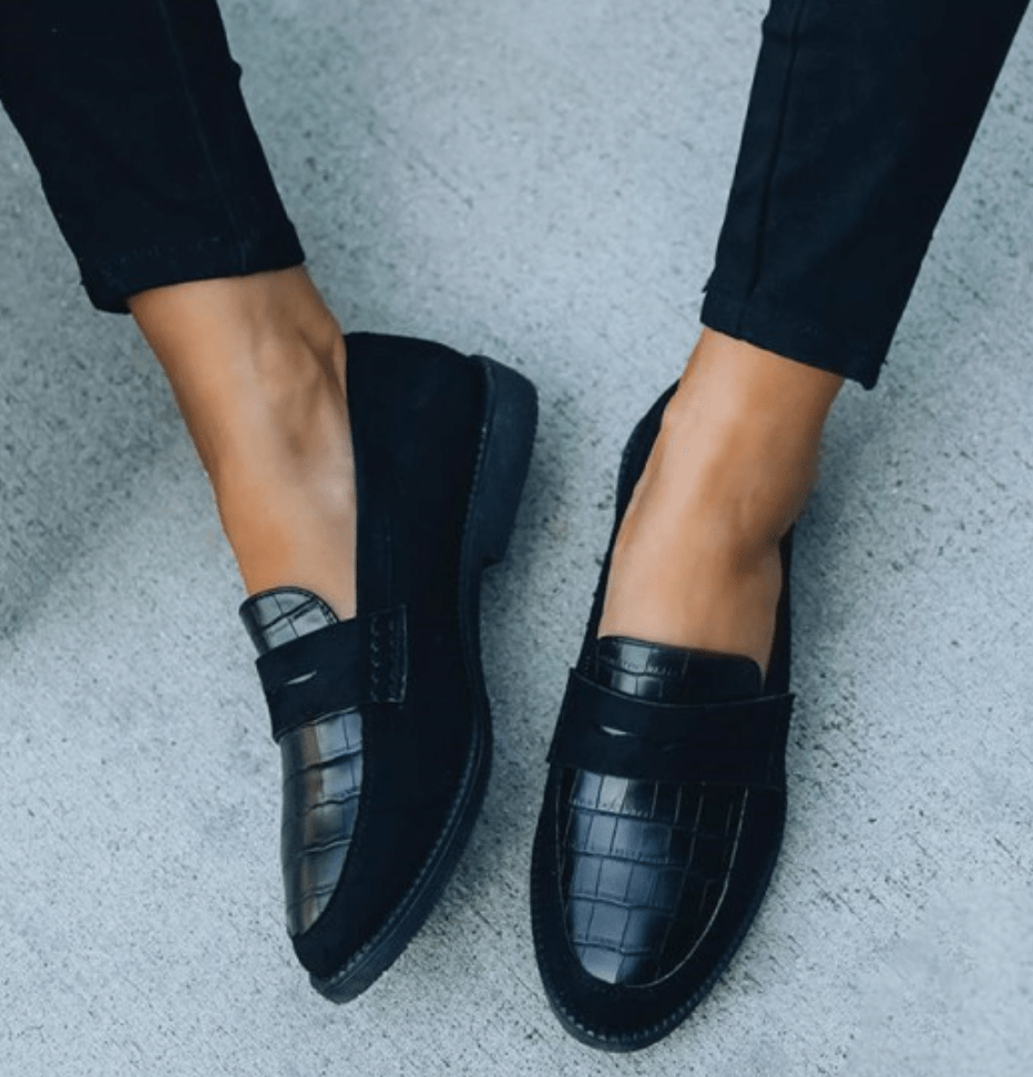 Leren Schoenen Dames met Slanke Silhouet en Flexibele Zool - ZovaFashion - Schoenen Dames