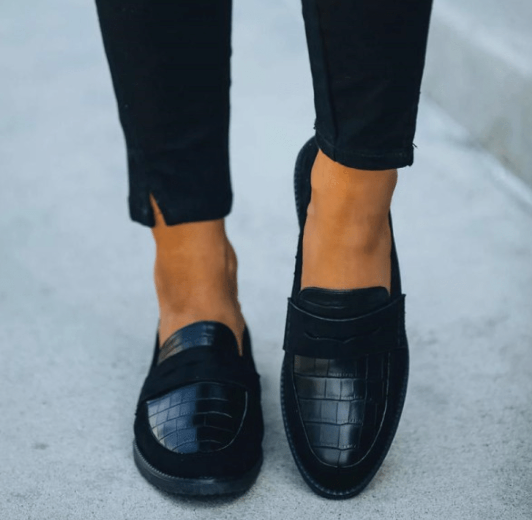Leren Schoenen Dames met Slanke Silhouet en Flexibele Zool - ZovaFashion - Schoenen Dames