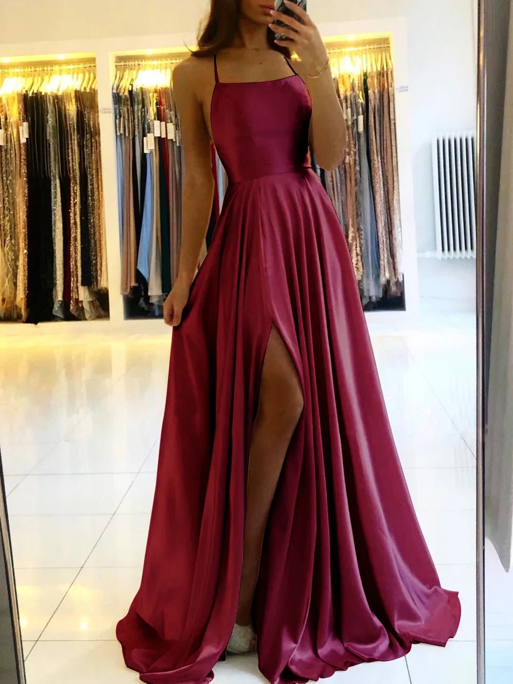 Maxi Zomerjurk van Satijn met Spaghetti Bandjes en Hoge Split - ZovaFashion - Maxi Jurk