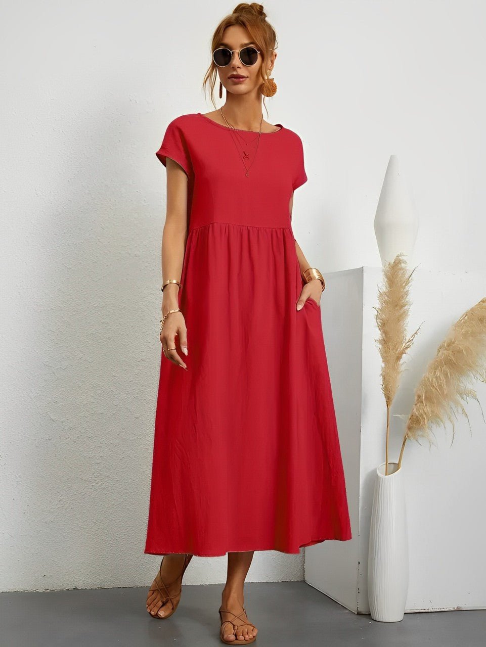 Midi Zomerjurk in Ademend Katoen met Flatterende Pasvorm - ZovaFashion - Midi Jurk