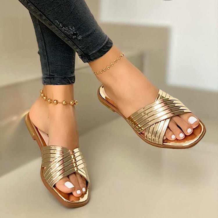 Patent Leren Sandalen Dames met Crisscross Bandjes en Open Teen Design - ZovaFashion - Sandalen Dames
