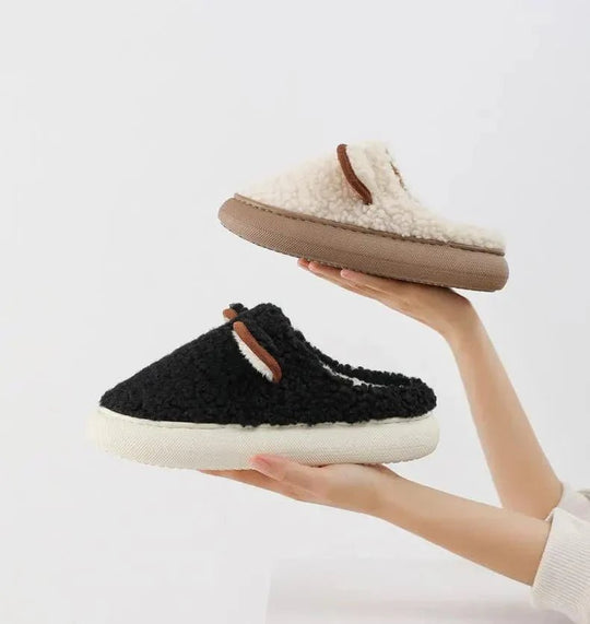 Pluche Fleece Slippers Dames met Sherpa Textuur en Decoratieve Oortjes - Zova - Fashion