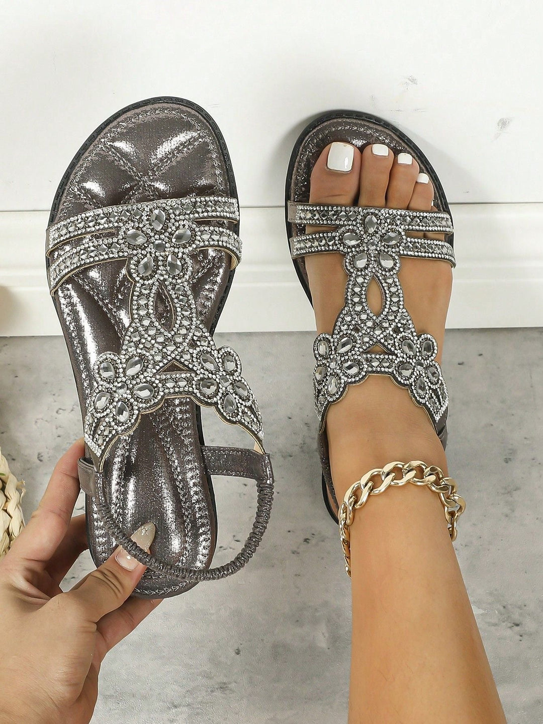 Rhinestone Sandalen Dames met Cut - Out Slingback en Open Teen Design - ZovaFashion - Sandalen Dames