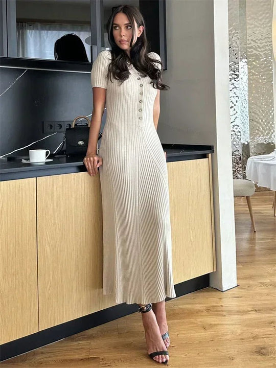 Ribgebreide Maxi Zomerjurk met Kraag en Knoopdetail - ZovaFashion - Maxi Jurk