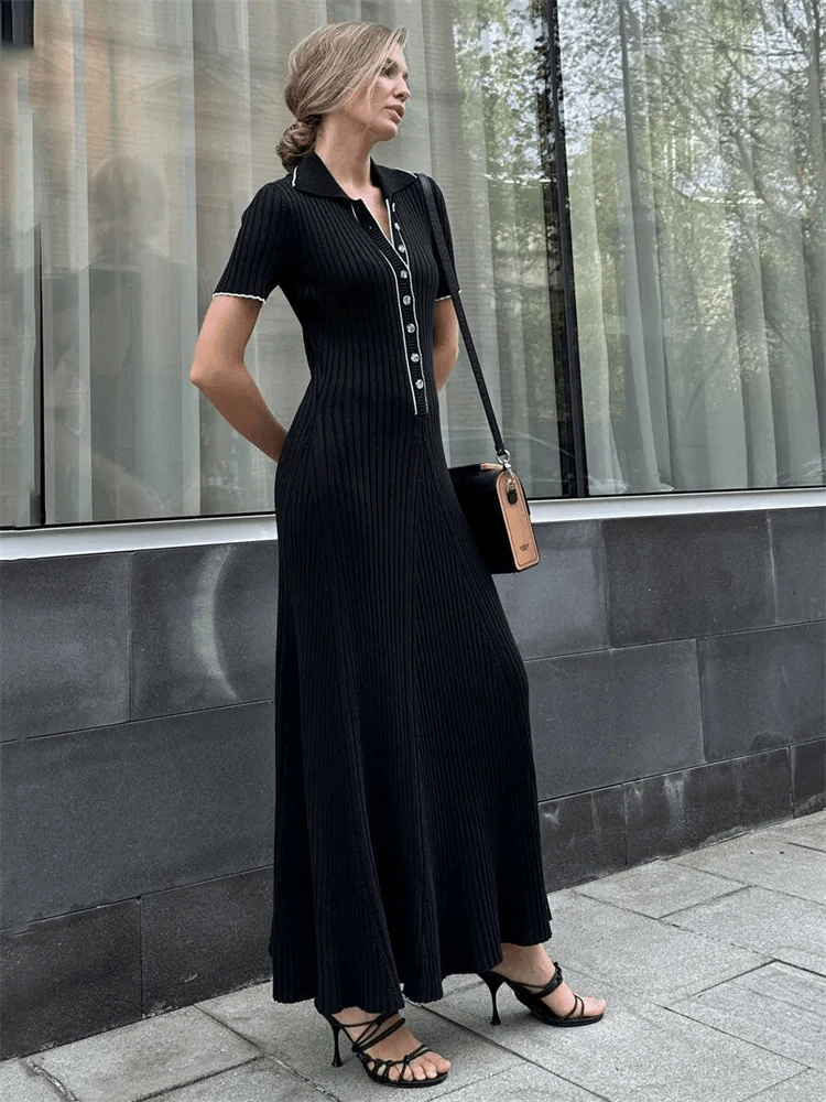 Ribgebreide Maxi Zomerjurk met Kraag en Knoopdetail - ZovaFashion - Maxi Jurk