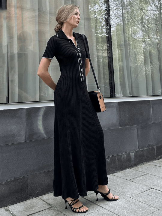Ribgebreide Maxi Zomerjurk met Kraag en Knoopdetail - ZovaFashion - Maxi Jurk