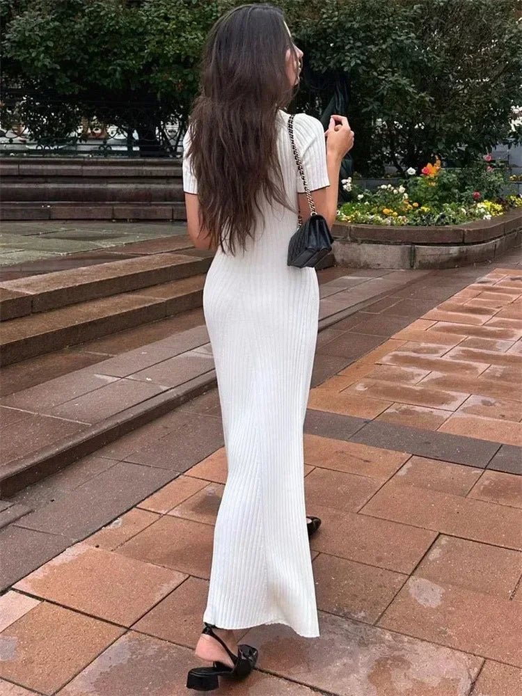 Ribgebreide Maxi Zomerjurk met Kraag en Knoopdetail - ZovaFashion - Maxi Jurk