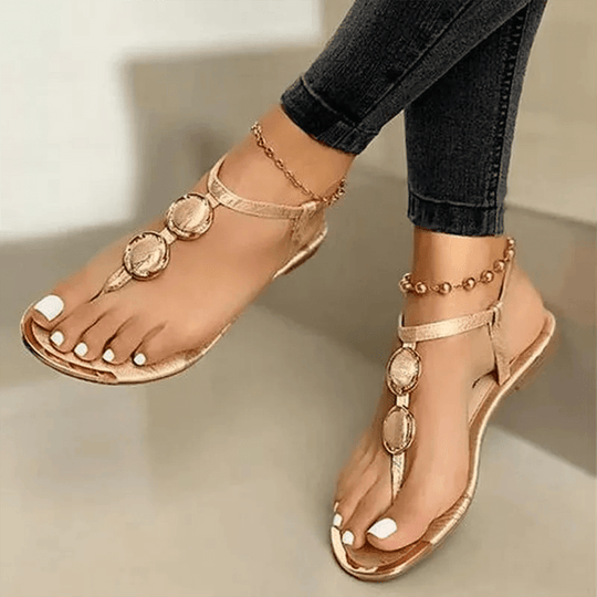 Sandalen Dames van Imitatieleer met Platte Zool en Decoratieve Bandjes - ZovaFashion - Sandalen Dames