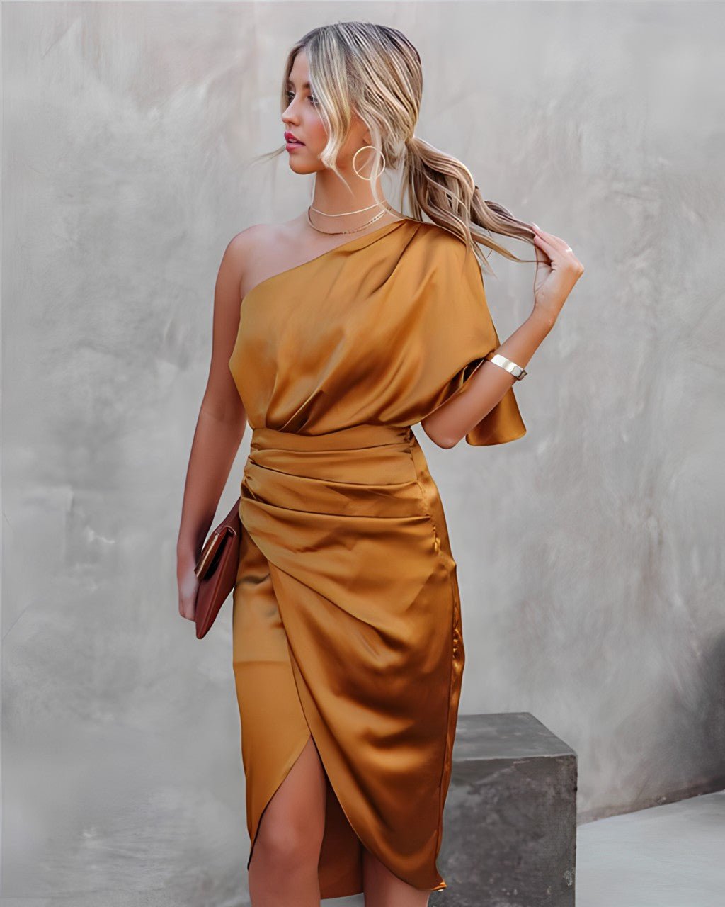 Zijdezachte Midi Zomerjurk Dames met Verfijnde V - Hals - Zova - Fashion